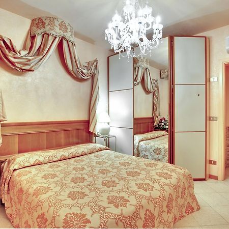 Antico Fiore Apartments Wenecja Zewnętrze zdjęcie